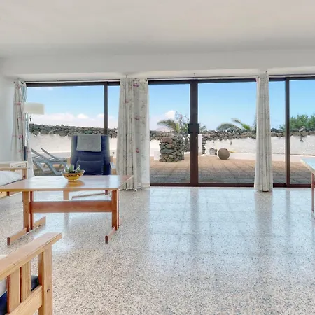 6 - First Line Of The Sea - Ocean Views - 1 Min By Lanzarote Casa de Férias