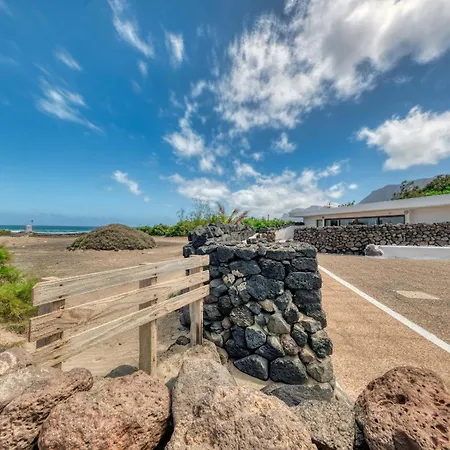 6 - First Line Of The Sea - Ocean Views - 1 Min By Lanzarote Famara